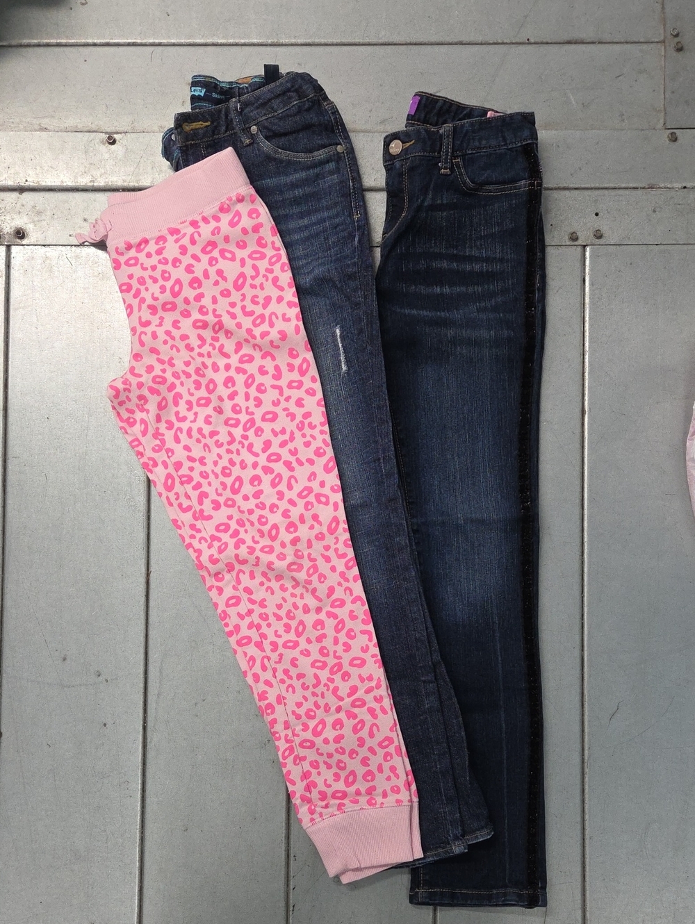 Mixed Girls Dark Blue Jeans + Pink Leopard Print Leggings